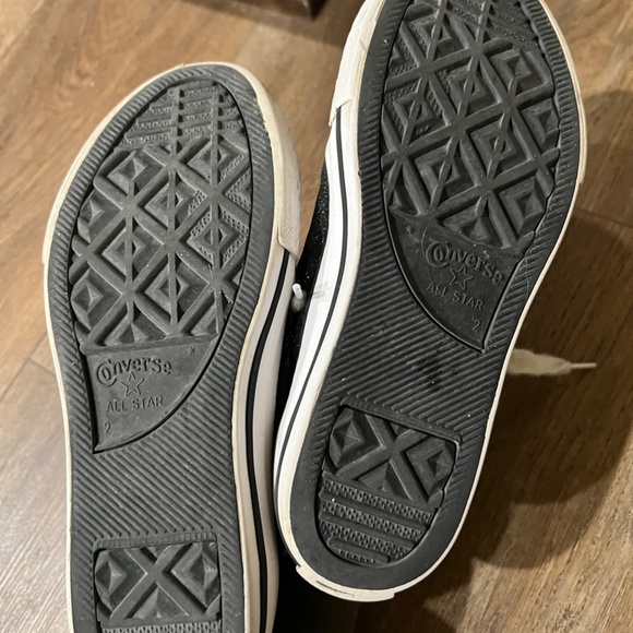 Size 2 Converse Sparkly Black - Picture 6 of 6